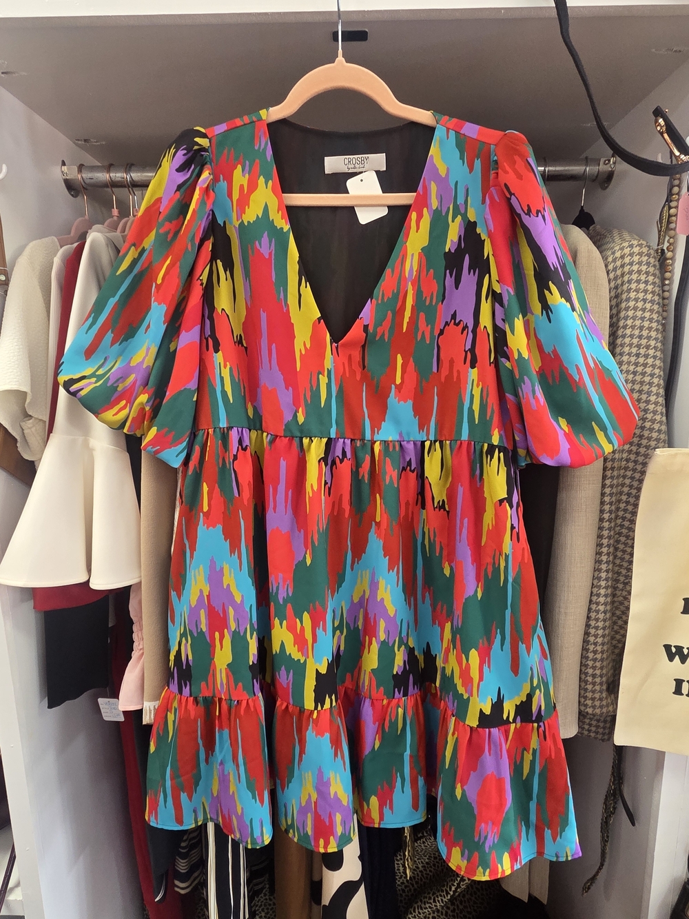 CROSBY. Multicolor Abstract V-Neck Tiered Mini Dress